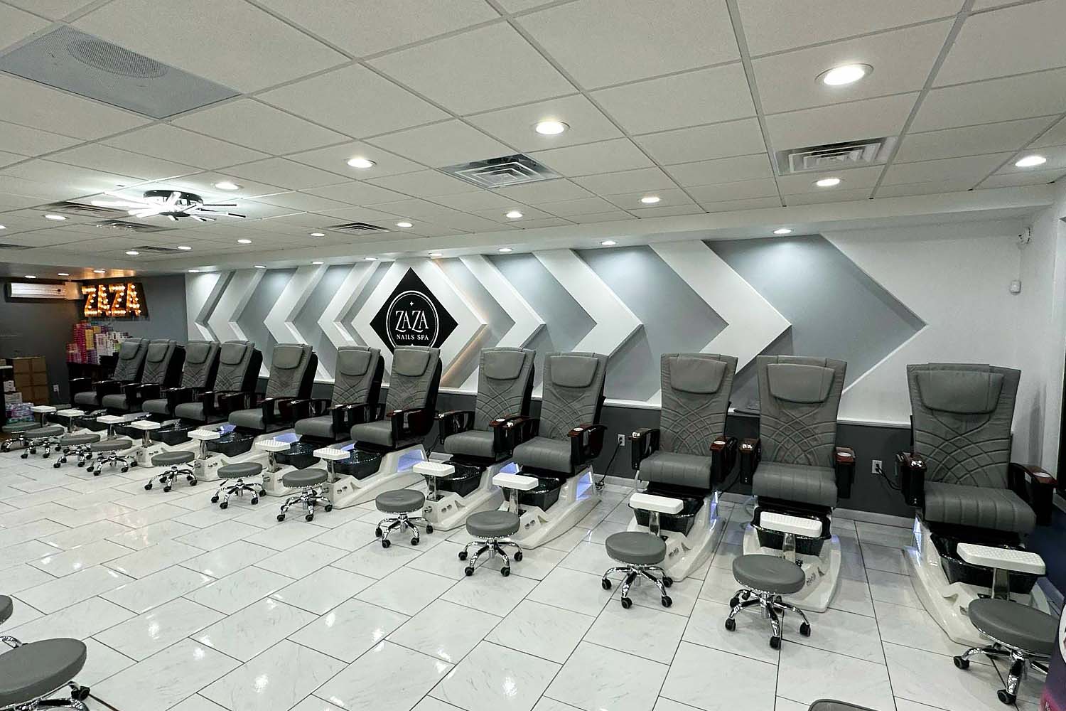ZAZA NAILS SPA